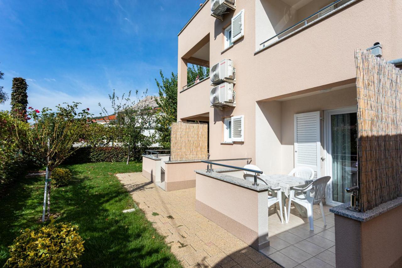 Apartments Crneković Baška Buitenkant foto