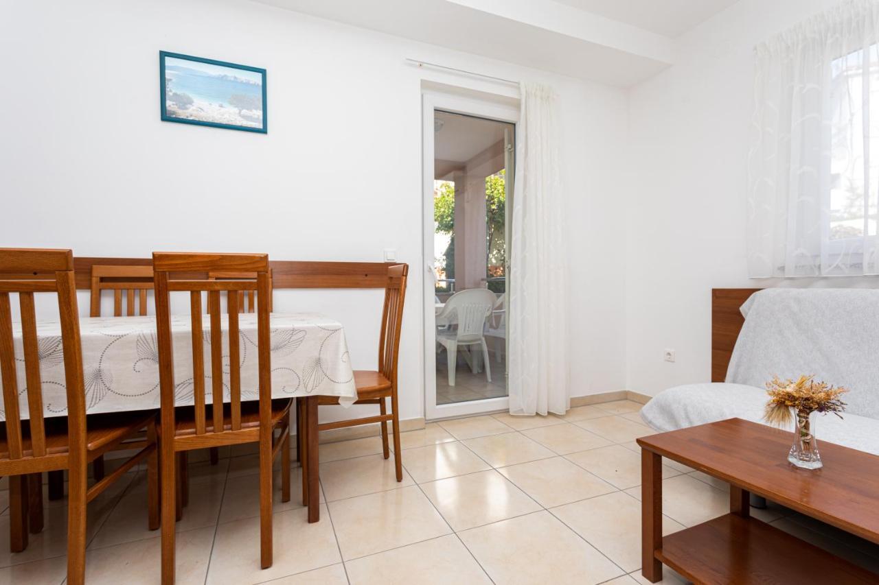 Apartments Crneković Baška Buitenkant foto