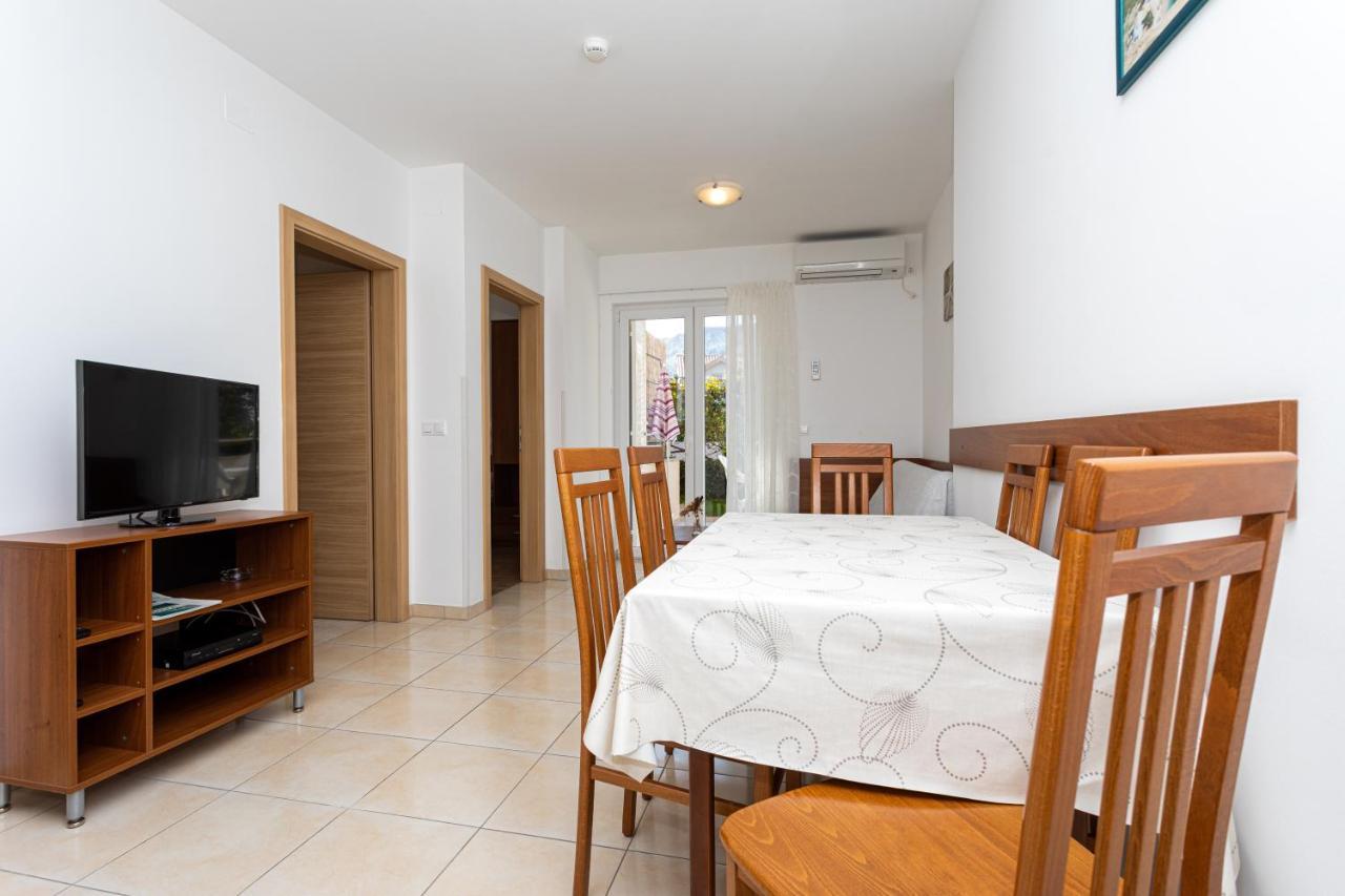 Apartments Crneković Baška Buitenkant foto