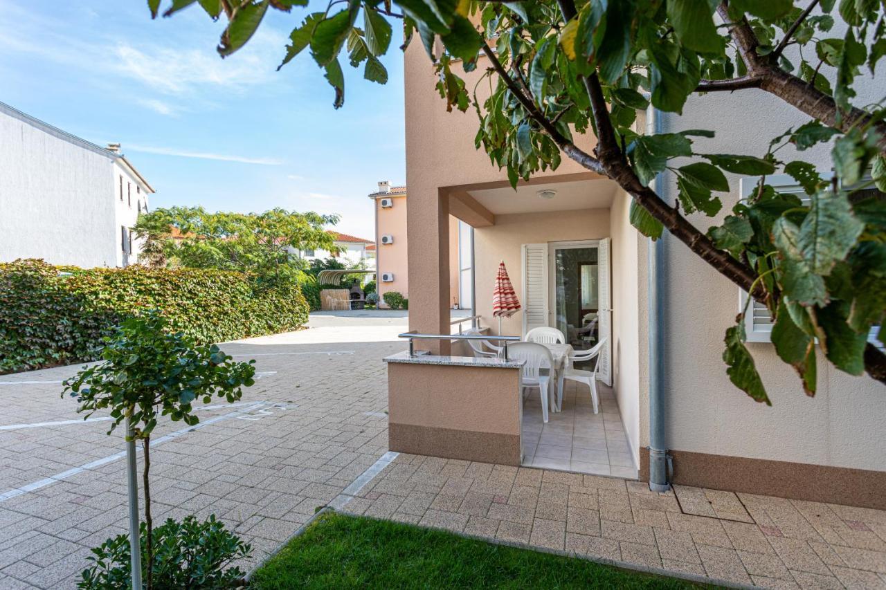 Apartments Crneković Baška Buitenkant foto