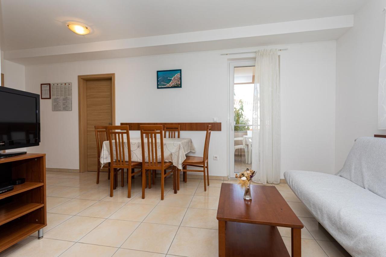 Apartments Crneković Baška Buitenkant foto