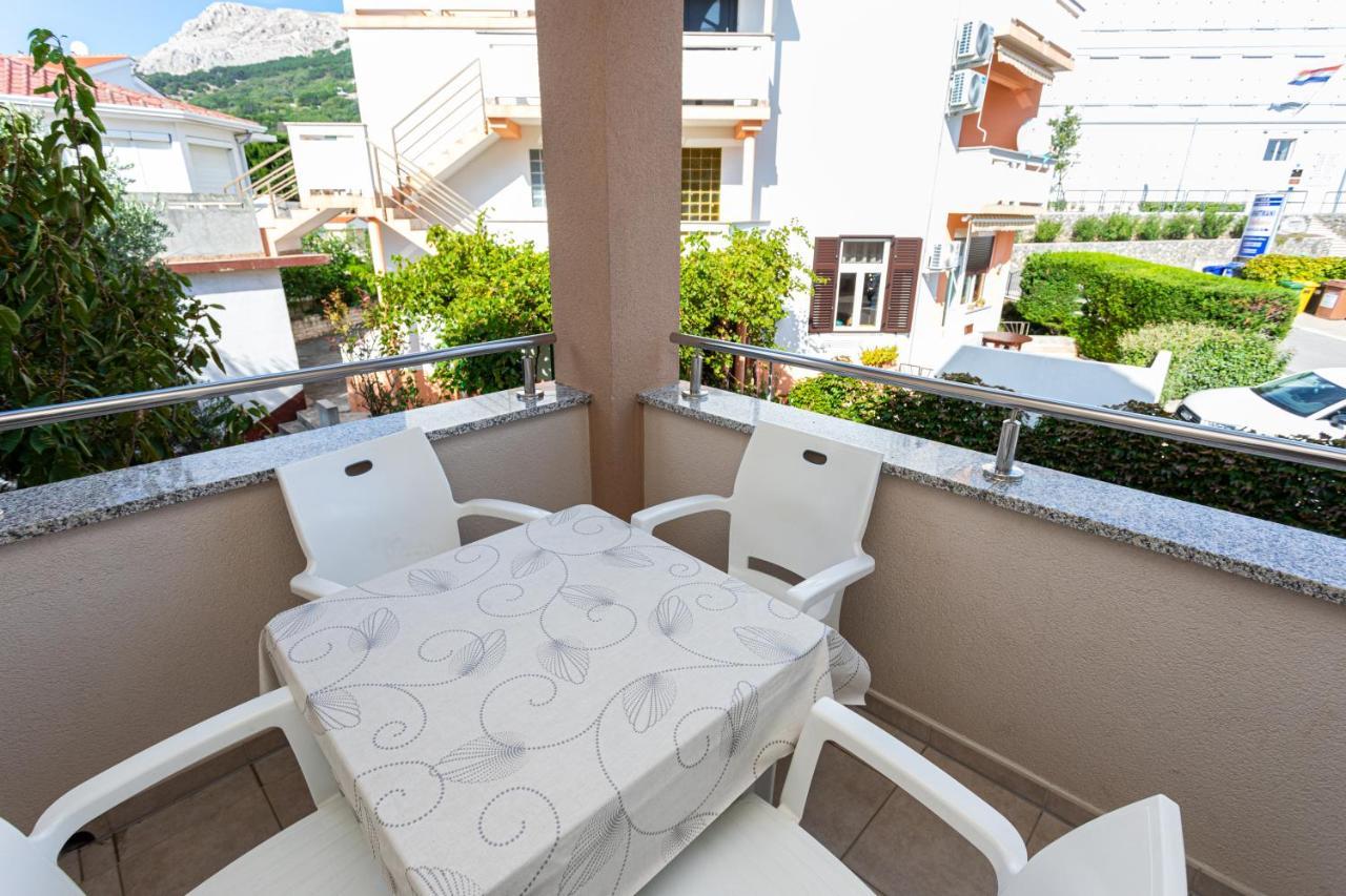 Apartments Crneković Baška Buitenkant foto