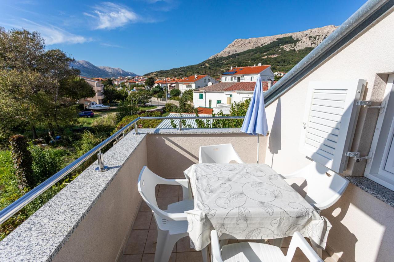 Apartments Crneković Baška Buitenkant foto