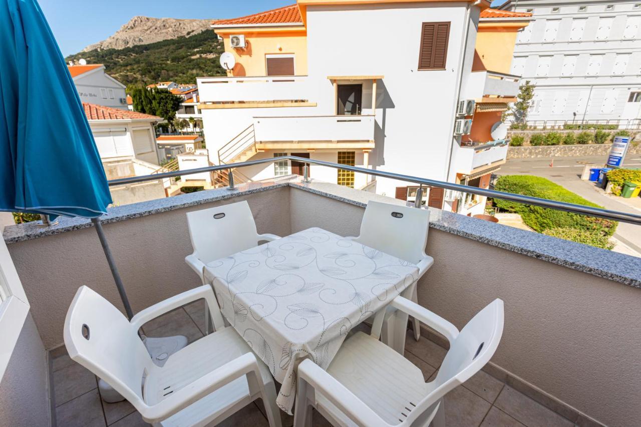 Apartments Crneković Baška Buitenkant foto